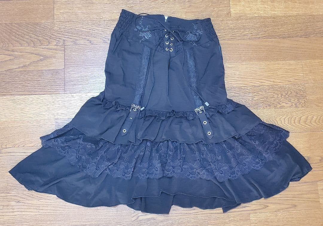 【絶版】OZZ ONESTE　ゴシックローズフレアスカート 絶版】OZZ ONESTE ゴシックローズフレアスカート - コスプレ衣装安い