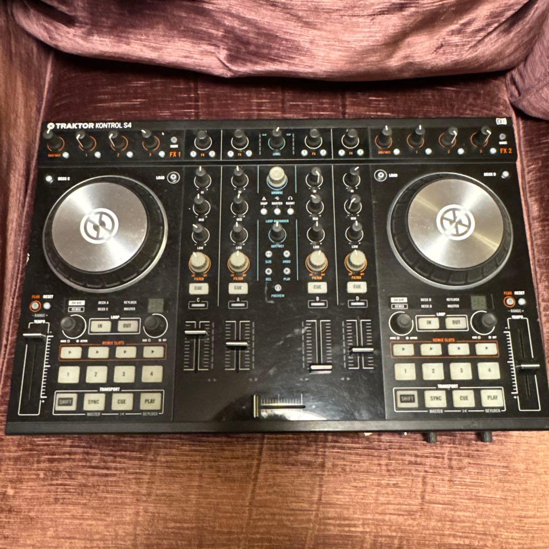 DJ機材 TRAKTOR KONTROL S4 mk2 Amazon.com: Native Instruments Traktor Kontrol S4 MK2 DJ