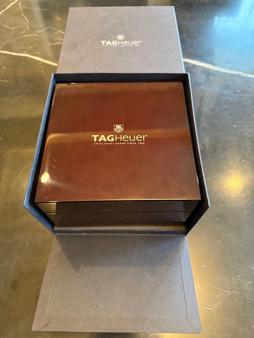 TAG Heuer Monaco ギフトボックス TAG Heuer Monaco CAW211C.FC6241 - Bloombar Watches