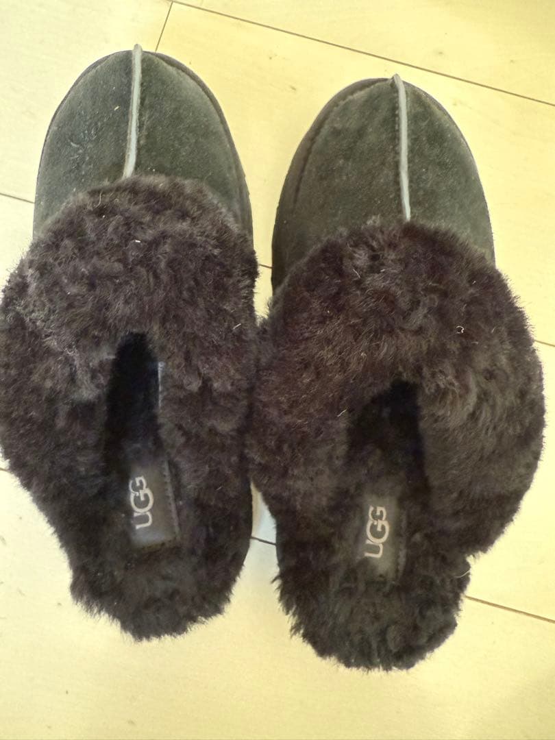 UGG ディスケット　ブラック ムートンブーツ アグ UGG CLASSIC ULTRA MINI PLATFORM 厚底ムートンブーツ （ブラック