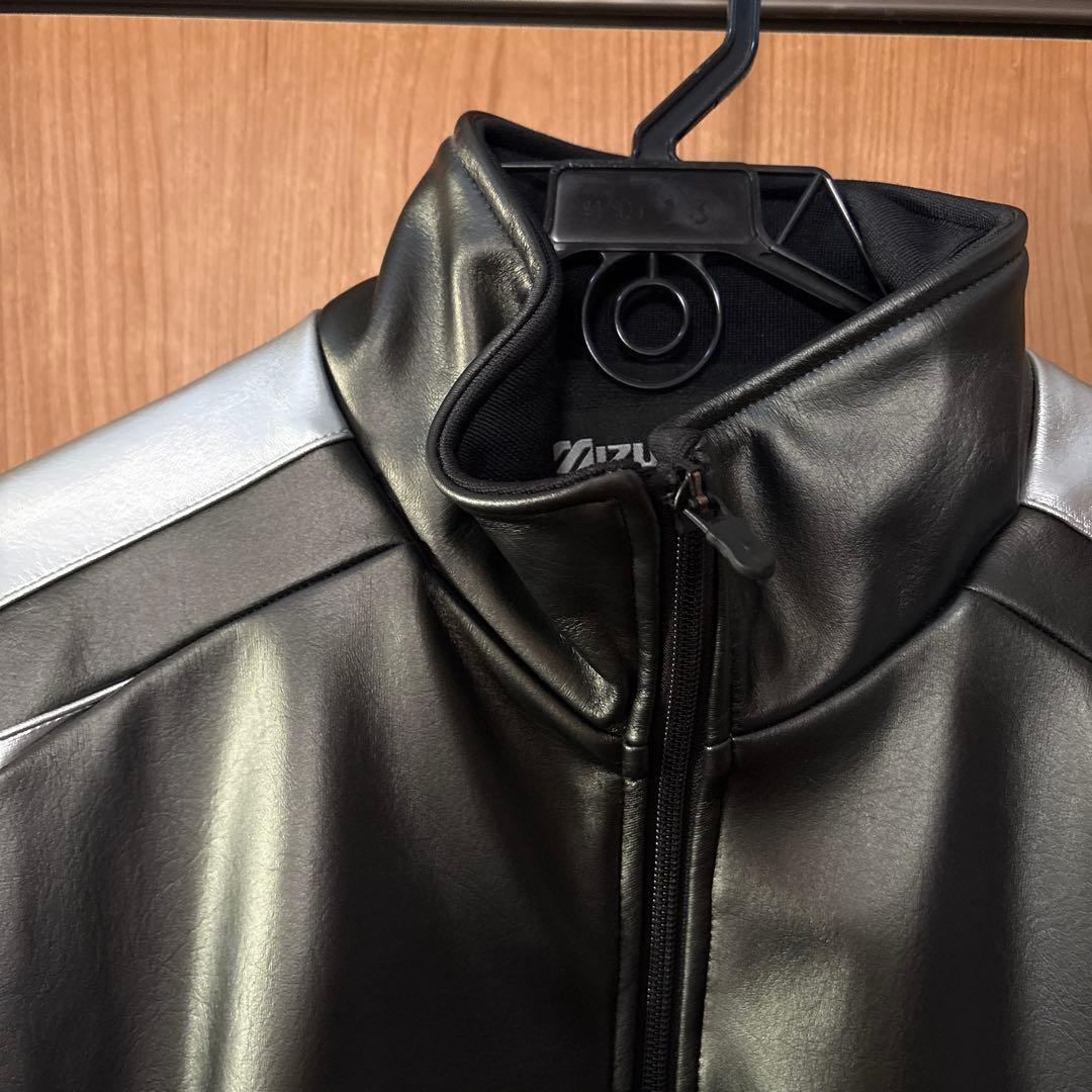 ミズノ 高校野球部 グランドコートジャンパー ブラック＆シルバー 光沢