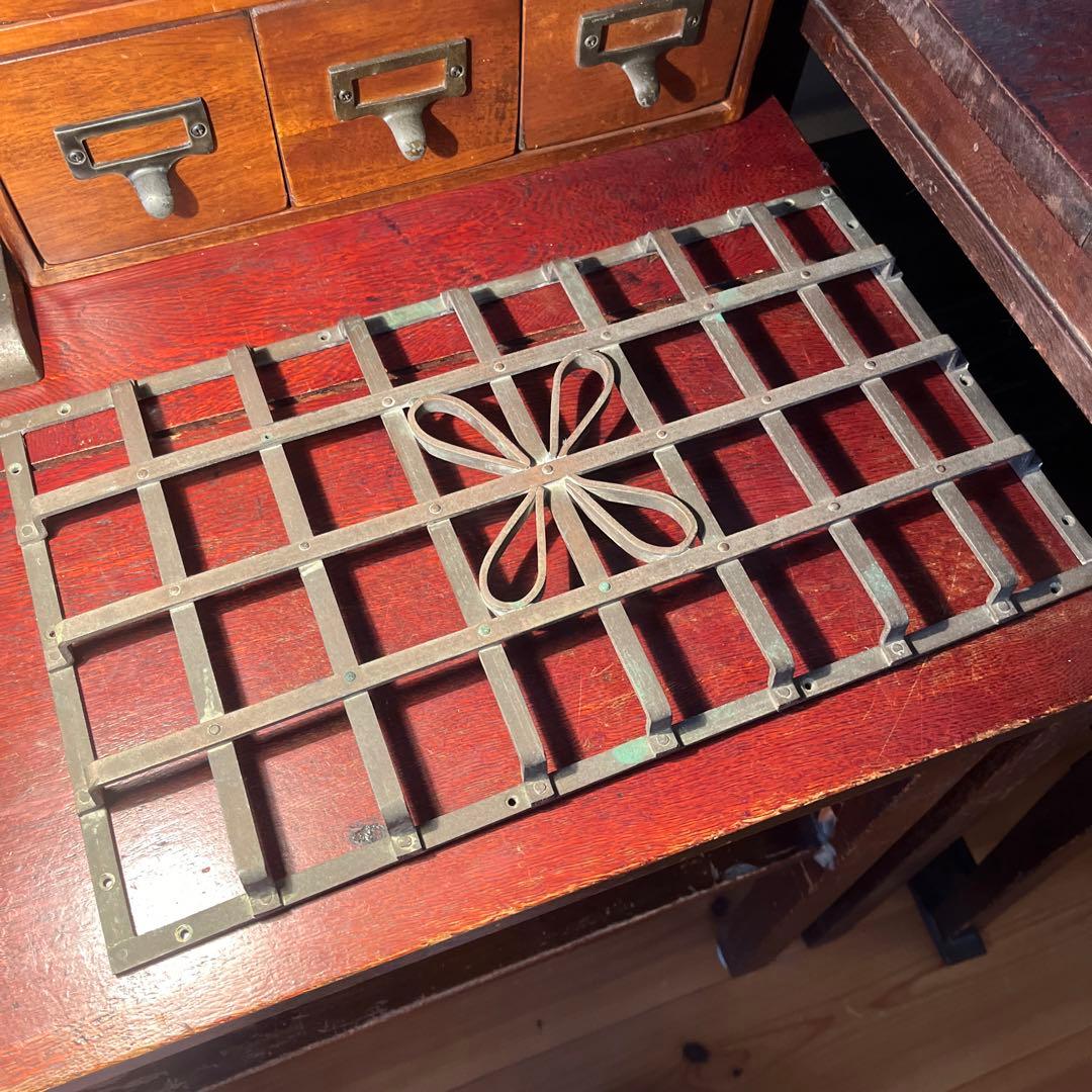 昭和レトロ アンティーク ヴィンテージ シャビー アイアン 窓格子 面