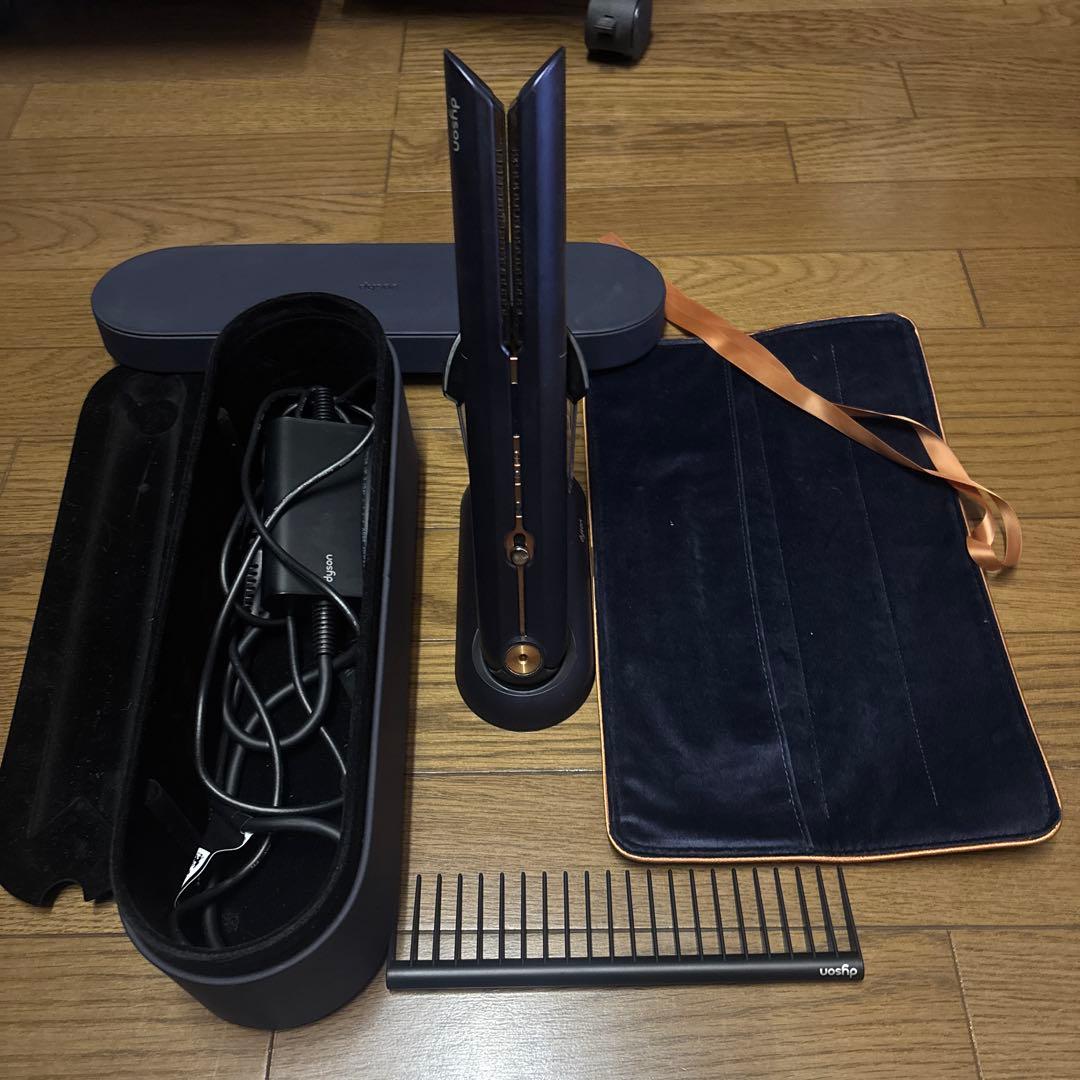 Dyson ストレートヘアアイロン 本体と付属品 楽天市場】ダイソン エアストレート ストレイトナー 正規品 ストレート