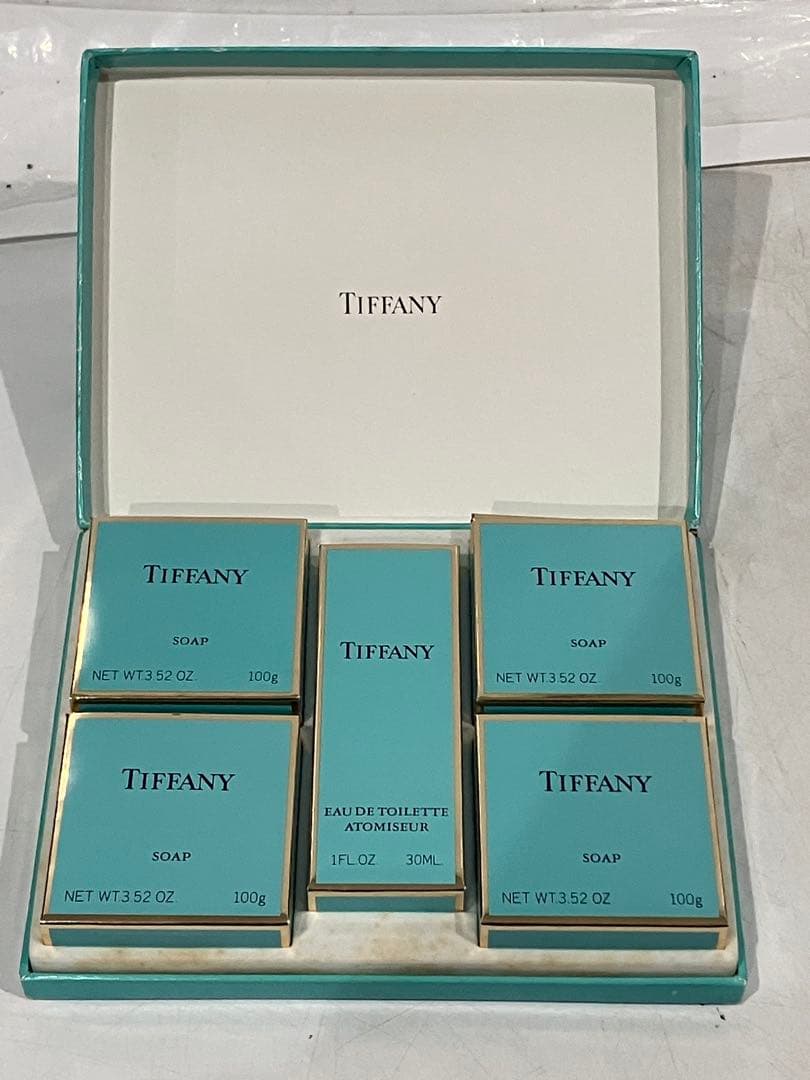ティファニー　香水　オードトワレアトマイザー　石鹸 TIFFANY&Co.（ティファニー） [Petite香]お試し香水 原材料