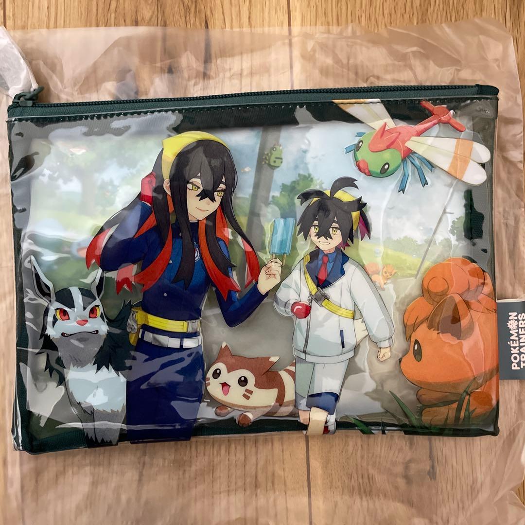クリアポーチ POKÉMON TRAINERS キタカミの里 スグリ ゼイユ - メルカリ