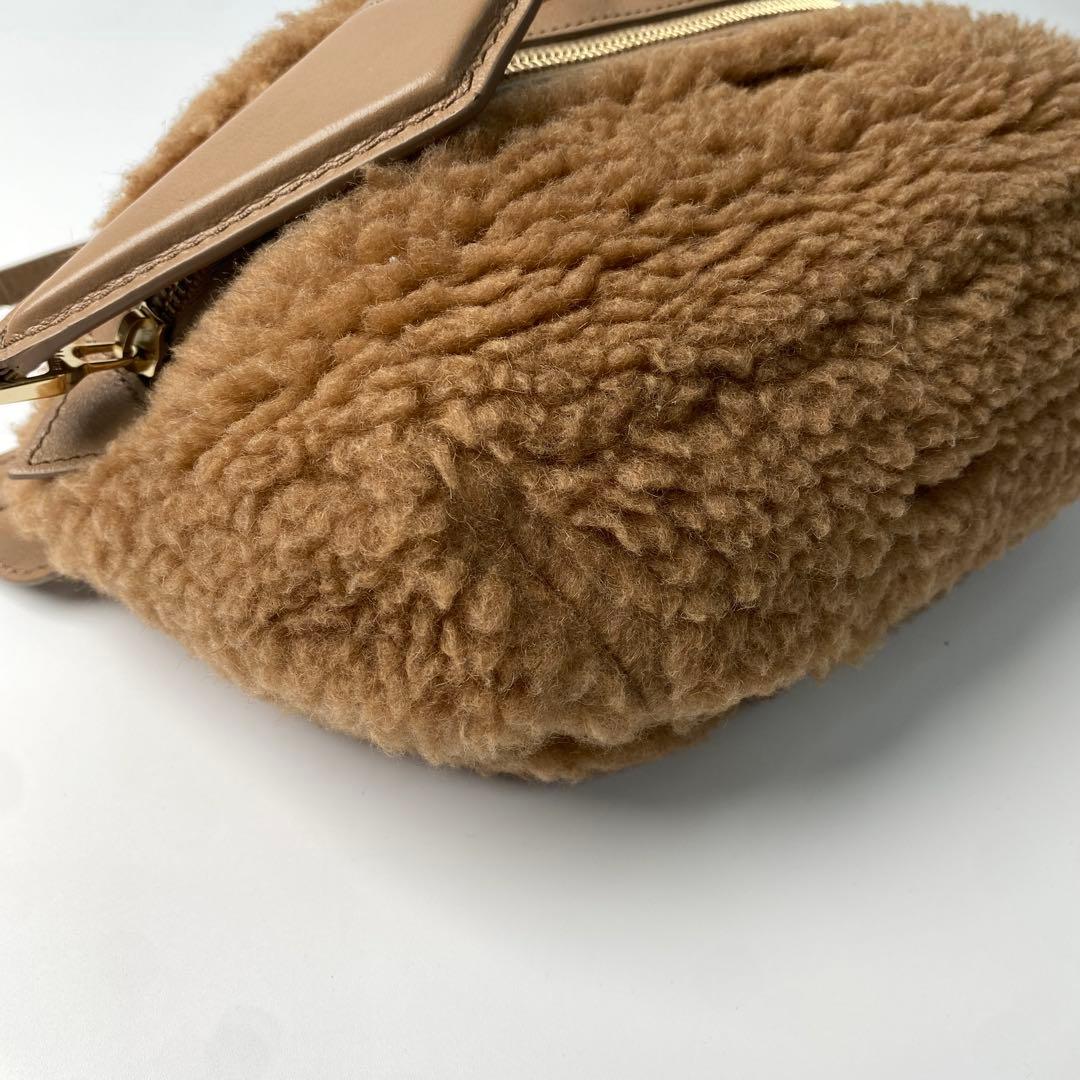 マックスマーラ MaxMara テディベア ボア ボディバッグ ウエストポーチ