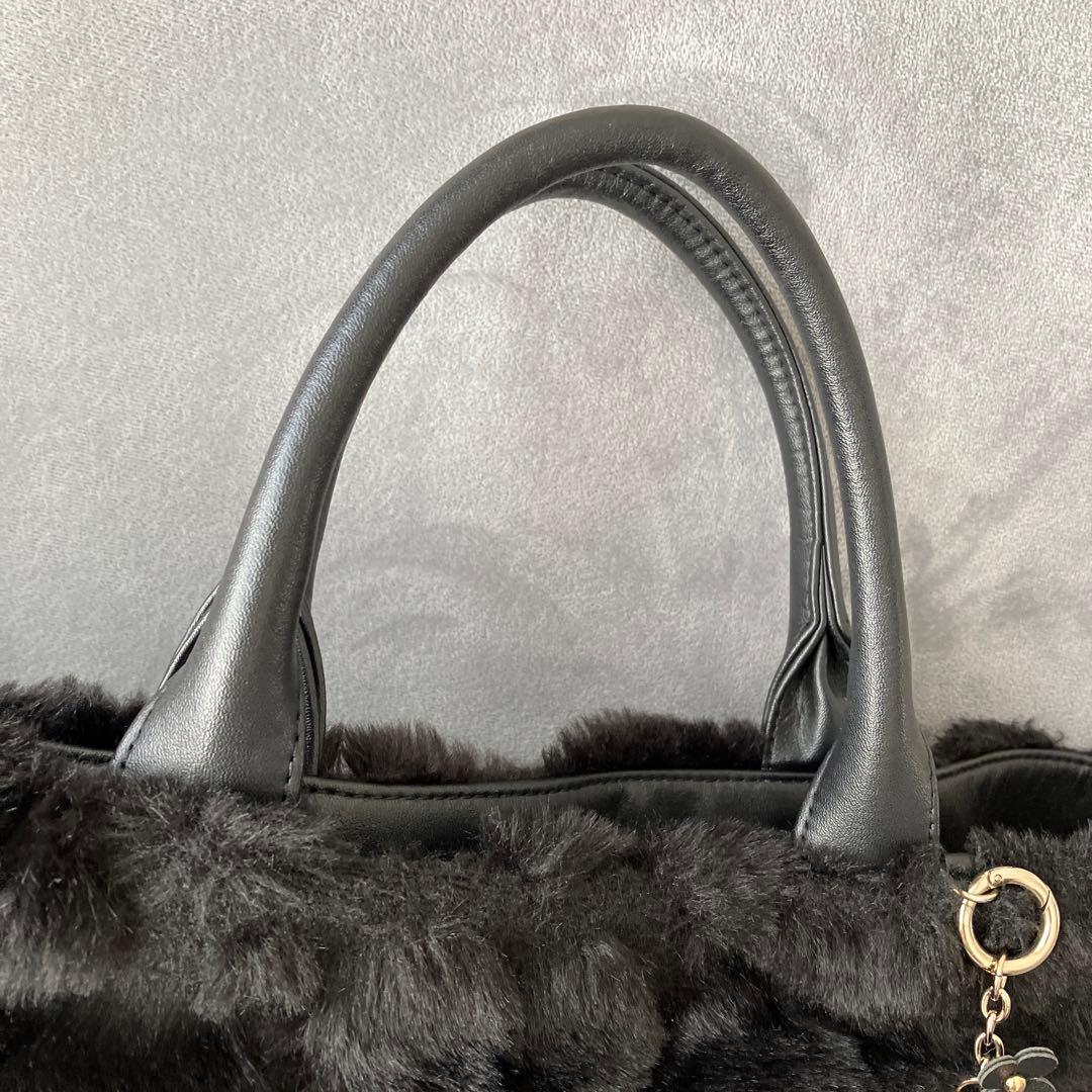 アンテプリマミスト フェイクファー ハンドバッグ タッセル付き - メルカリ