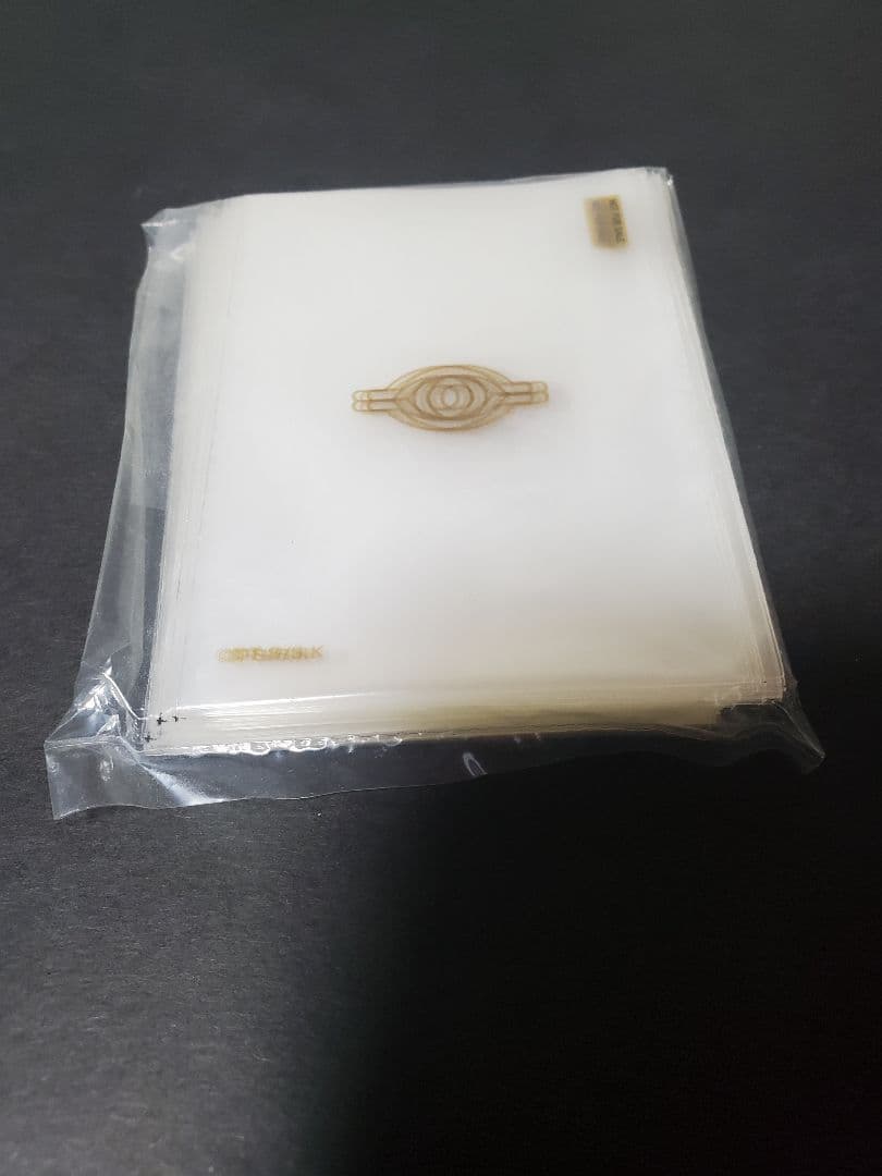 【超希少・未開封】遊戯王 初代 千年眼 金目玉ロゴ プロテクター 超希少・未開封】遊戯王 初代 千年眼 金目玉ロゴ プロテクター 2026年