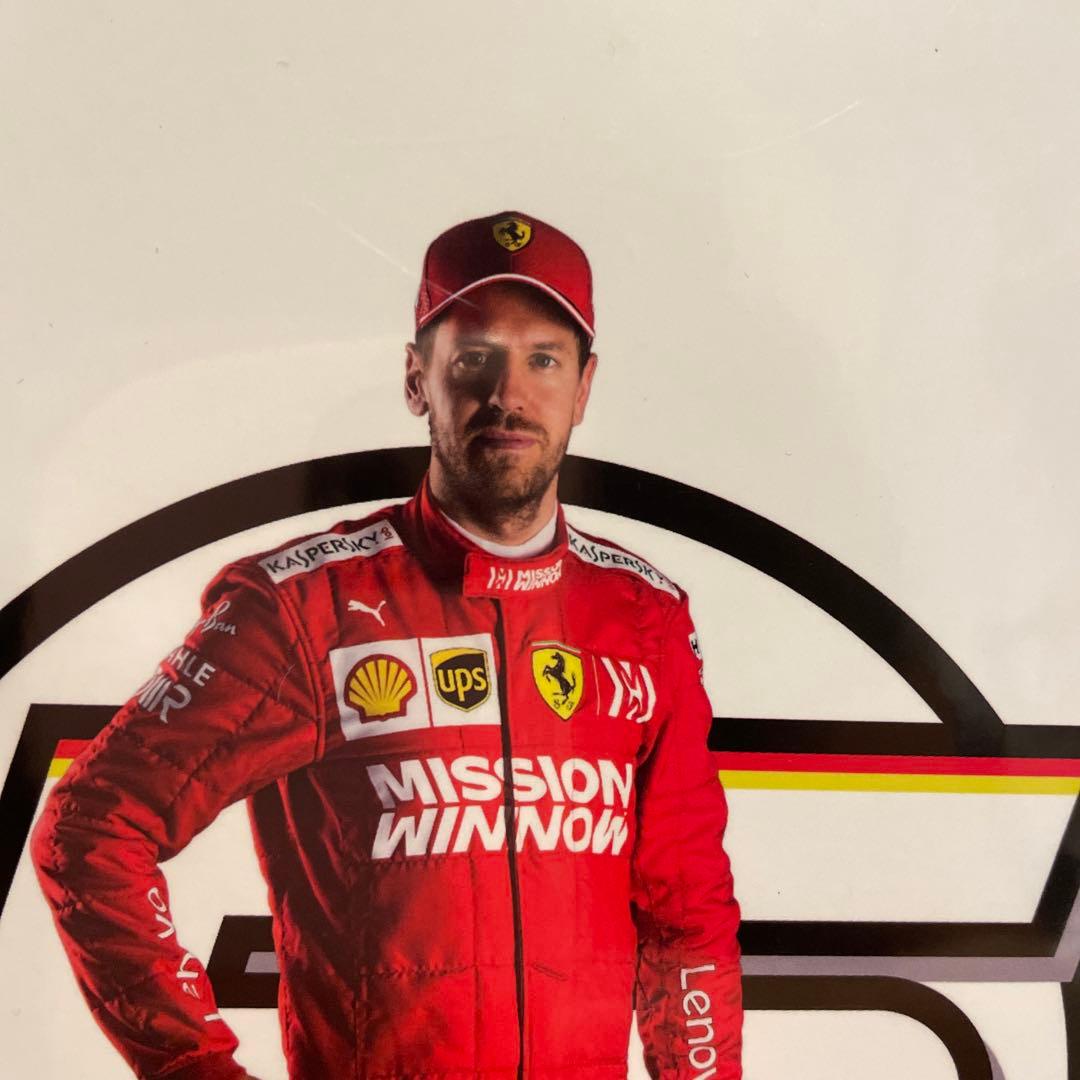 F1直筆サイン入り Ferrari セバスチャン・ベッテル＆シャルル