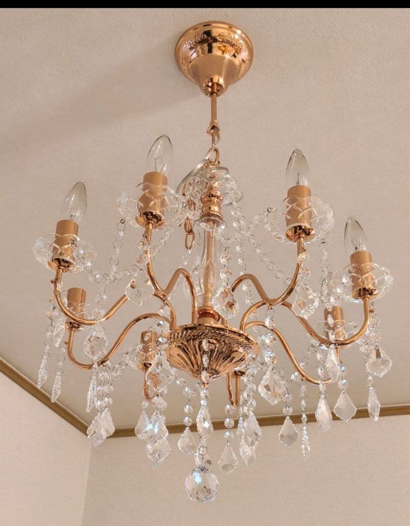 クリスタルガラス シャンデリア 8灯 ピンクゴールド Amazon.co.jp : ムーラ シャンデリア 照明器具 8灯 クリスタルガラス 8