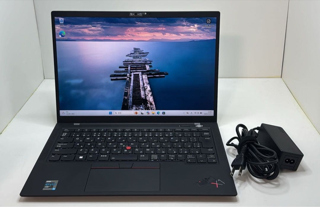 Windowsノート本体 ThinkPad X1 Carbon Gen 9 買い物山脈】アスペクト比が16:10へと刷新された高性能ノート