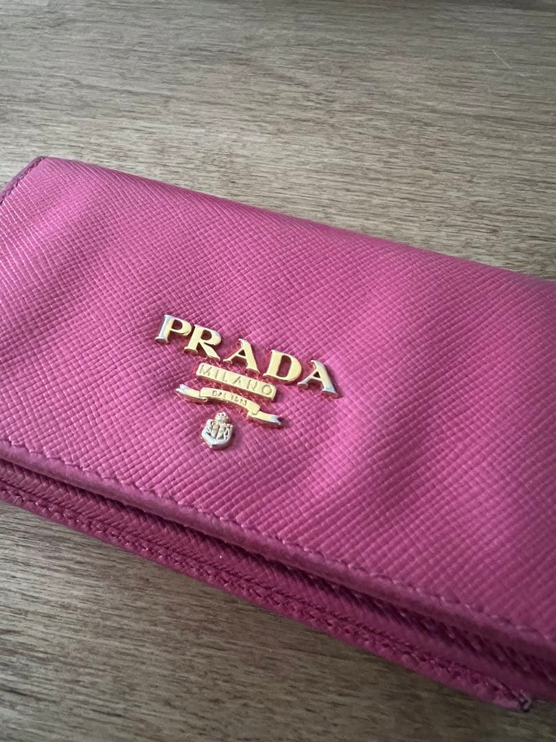 PRADA ピンク カードケース 名刺入れ サフィアーノレザー - メルカリ