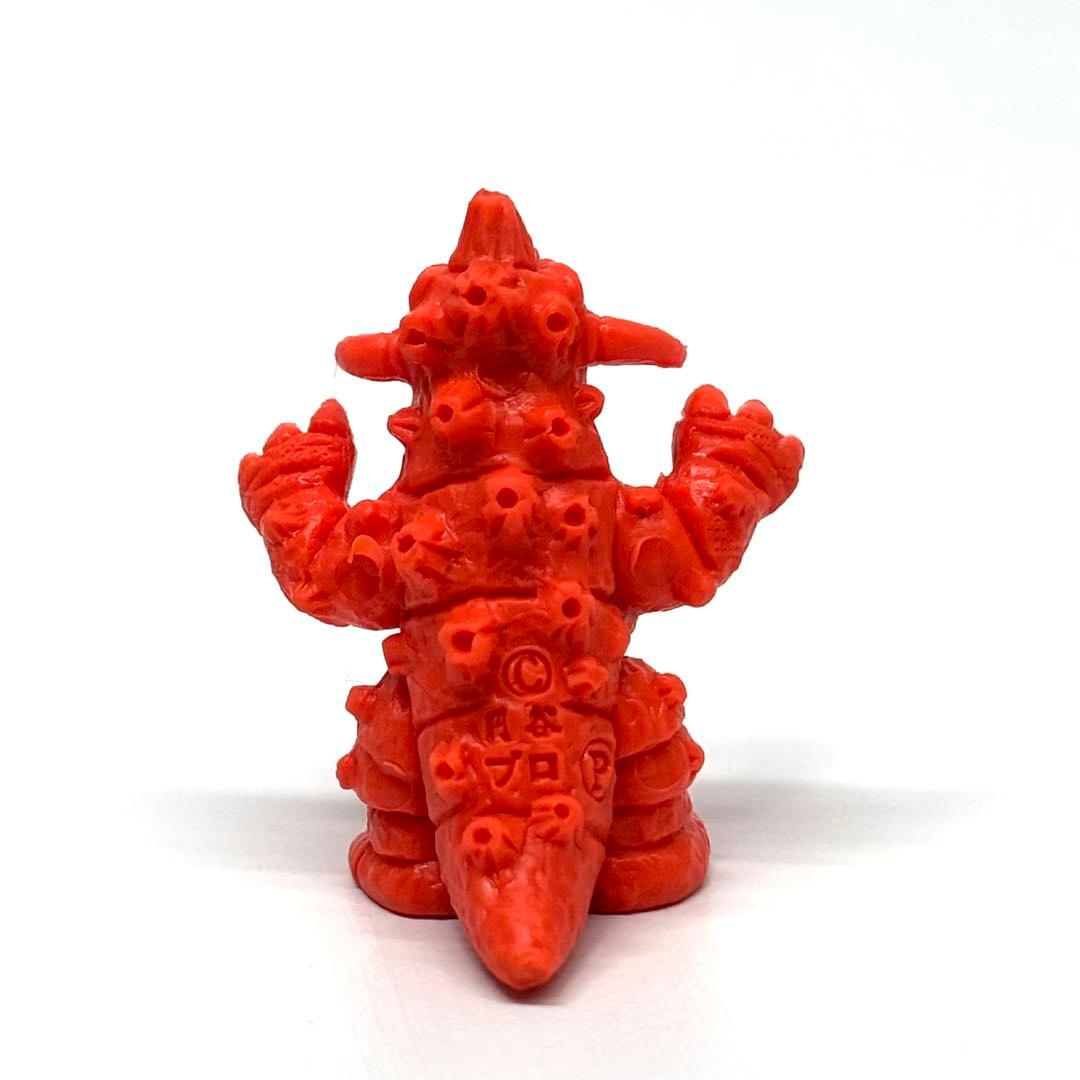 ウルトラマン 怪獣消しゴム ズルズラー 橙色 - メルカリ