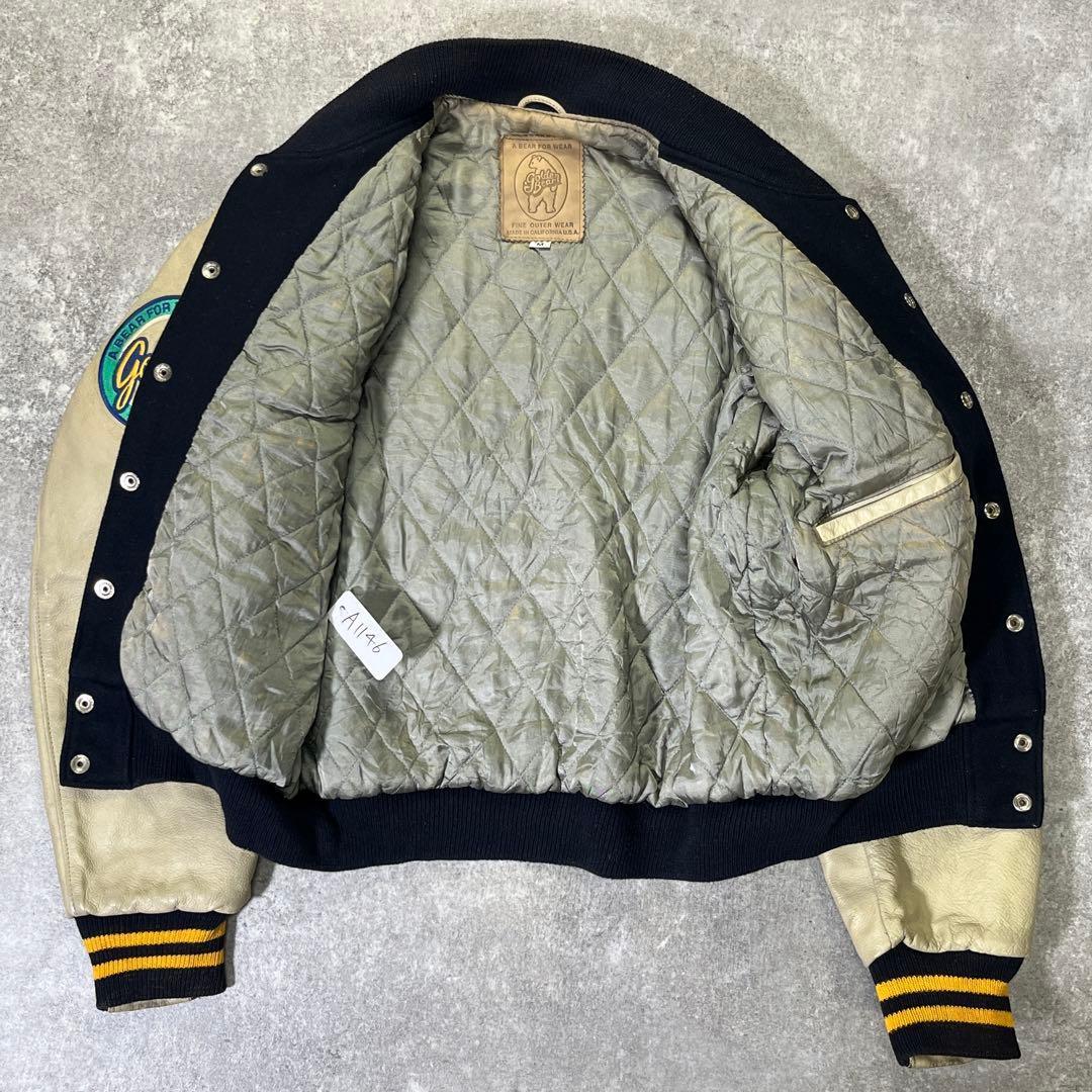90s USA製 GOLDEN BEAR スタジャン M 刺繍 袖レザー 紺 - メルカリ