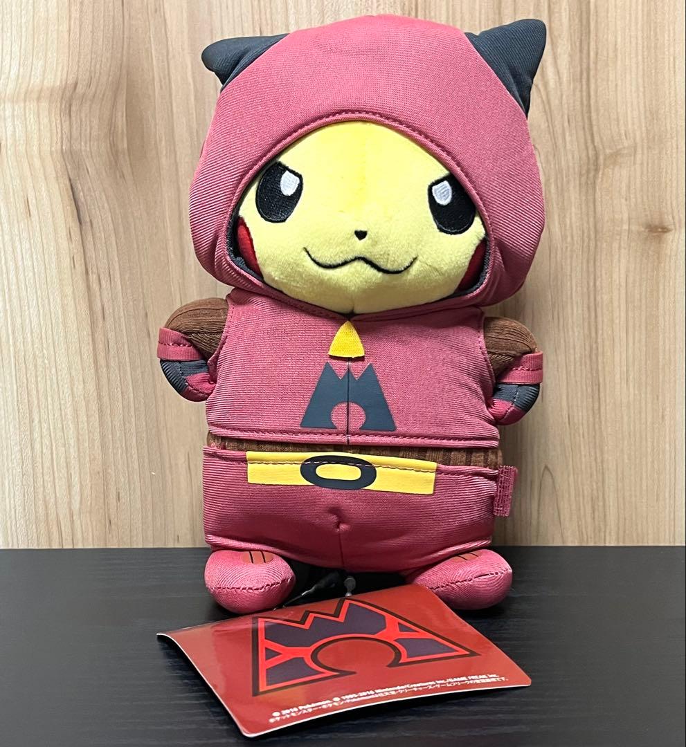 ポケモン 団員ごっこ ピカチュウ マグマ団 ぬいぐるみ - メルカリ