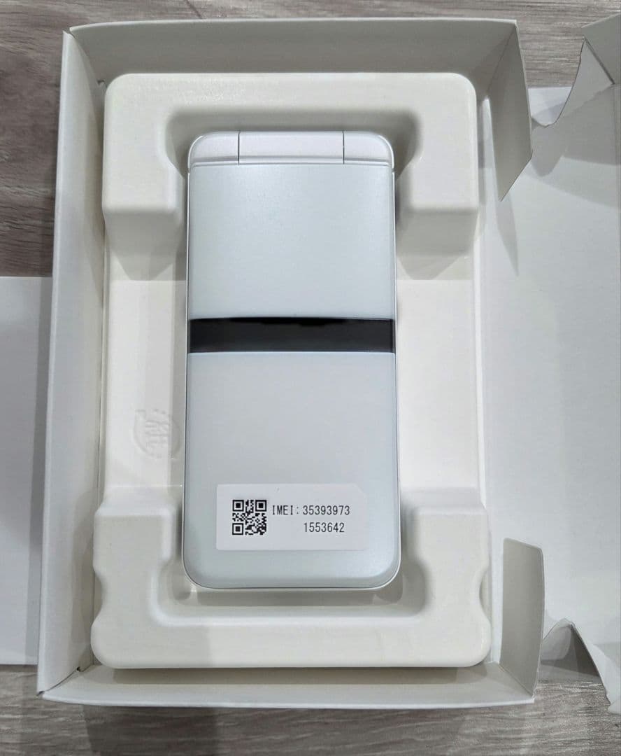 ドコモ KY-42C 新品未使用 DIGNO 【新品未使用】SIMフリー 京セラ ケータイ KY-42C【ホワイト