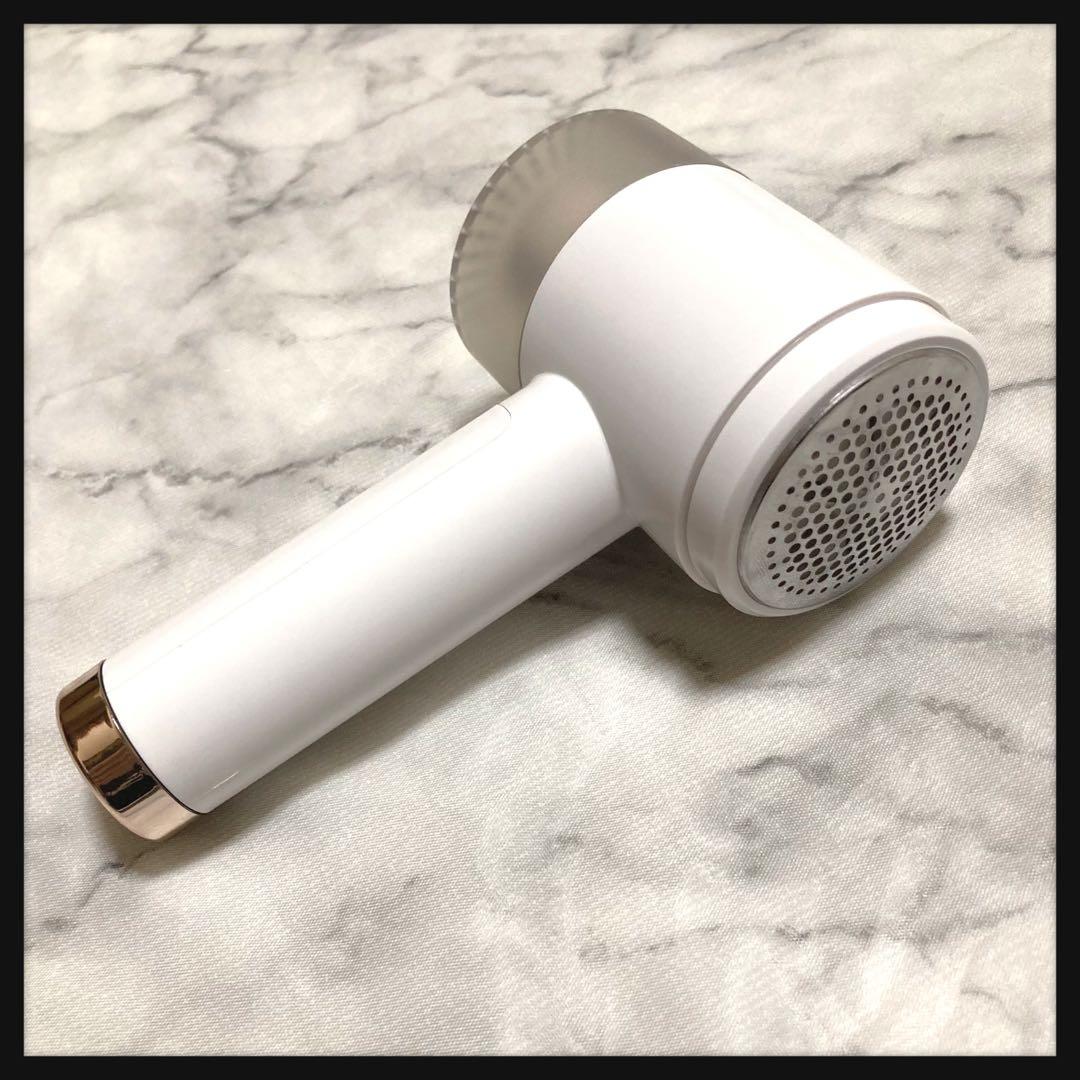 ‪꒰未使用꒱‬小型 毛玉取り 白 コードレス 毛玉クリーナー 楽天市場】毛玉取り器 充電式 第四世代6枚刃 毛玉クリーナー 毛玉取り