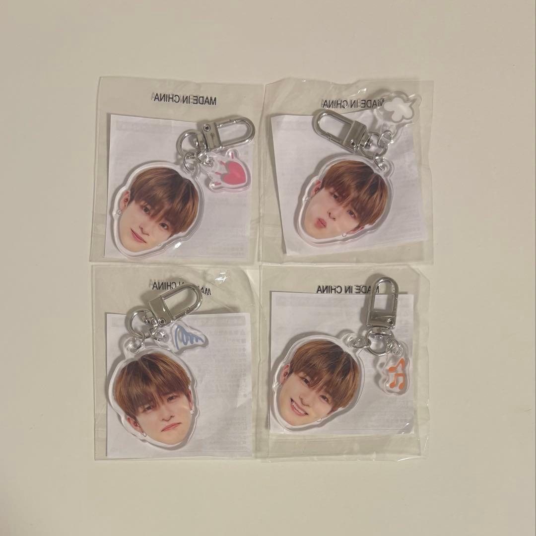 treasure アサヒ ポップアップ 顔アクキー 喜怒哀楽 コンプ - メルカリ