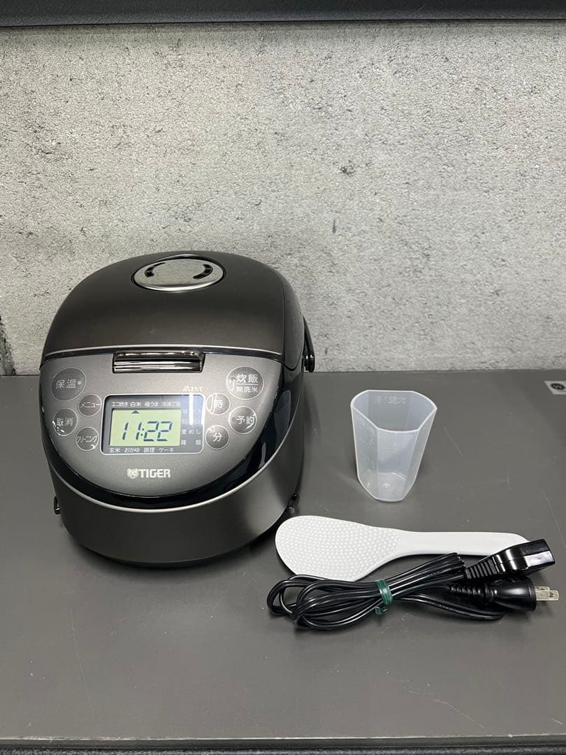 TIGER 多機能炊飯器 3合　JRF-G055 IH炊飯器〈炊きたて〉JPF-G055 - タイガー魔法瓶