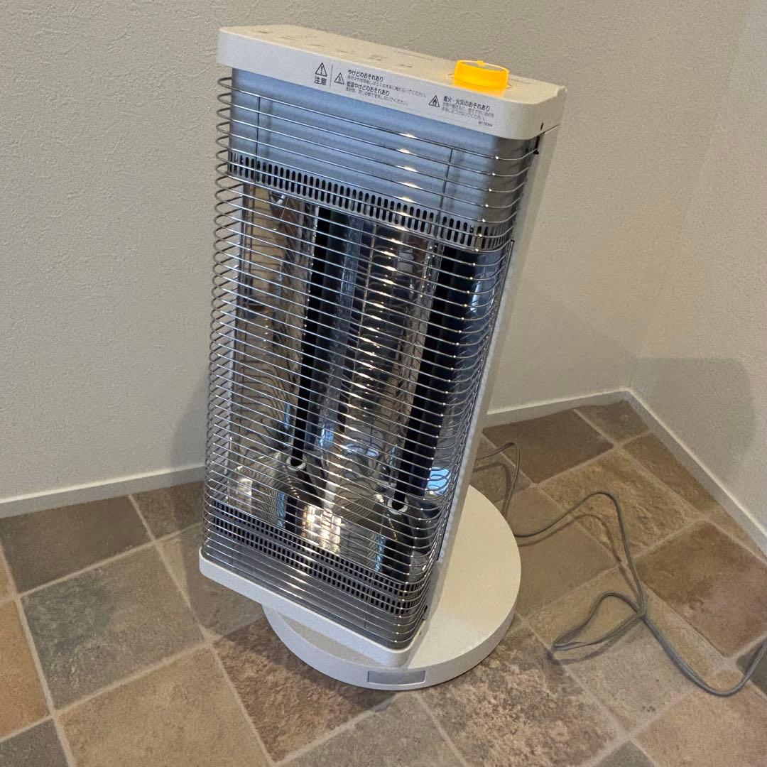 DAIKIN遠赤外線 暖房機「セラムヒート」ERFT11 WS-W ダイキン DAIKIN 【アウトレット】遠赤外線暖房機 セラムヒート（外装