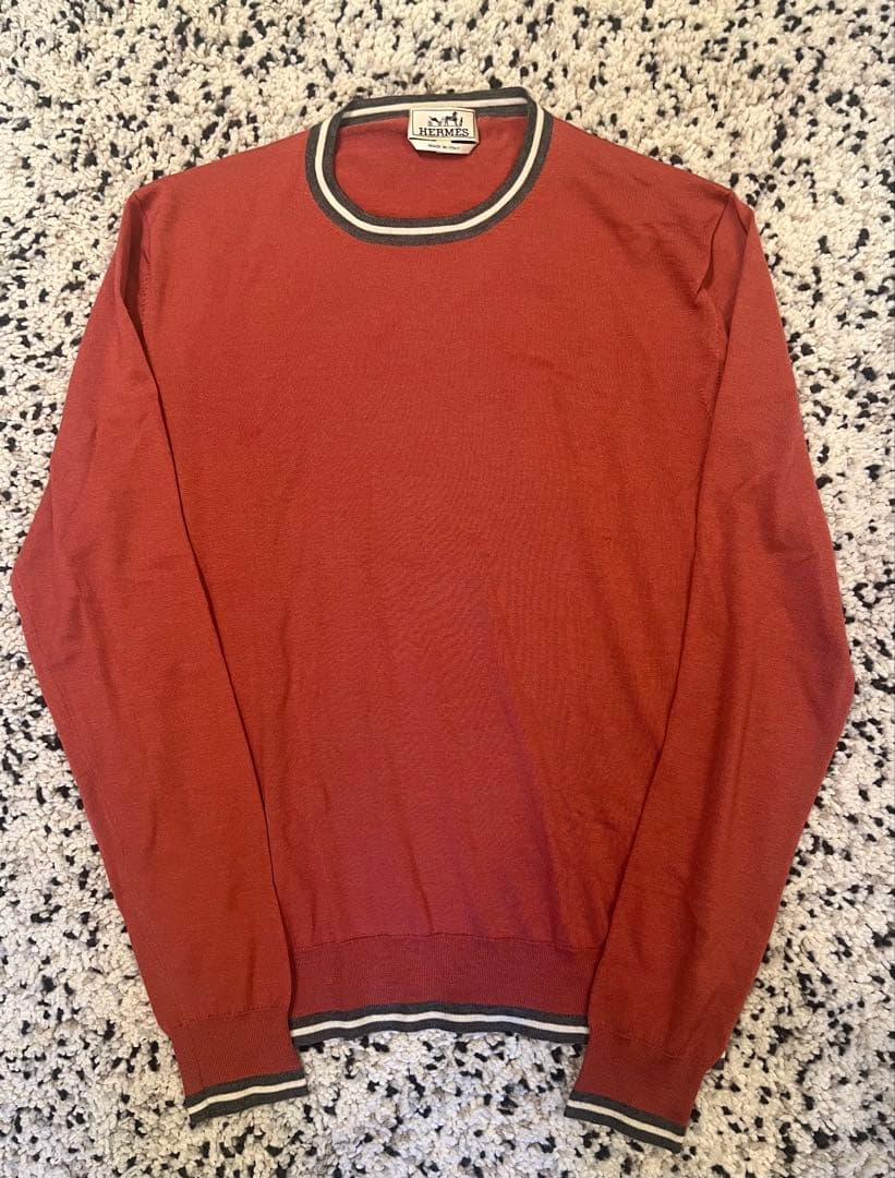 HERMES カシミヤシルクセーター M 新品 HERMES エルメス 刺繍 カシミヤ シルク Vネックニット イエロー