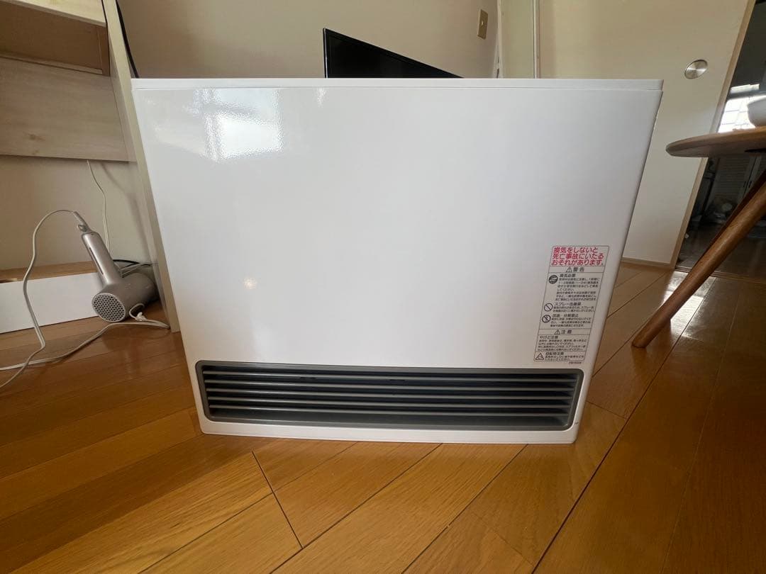 ガスコード付き)ノーリツガスファンヒーターGFH-5803S (W5) - メルカリ