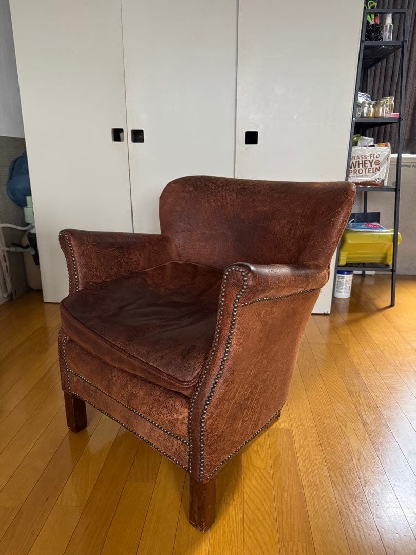 本革 プロフェッサーアームチェア　一人掛け　RH レストレーションハードウェア 本革 プロフェッサーアームチェア 一人掛け RH レストレーションハード