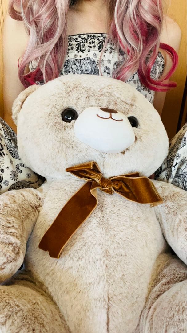 可愛いリボン付きのクマのぬいぐるみ《TAITO限定》