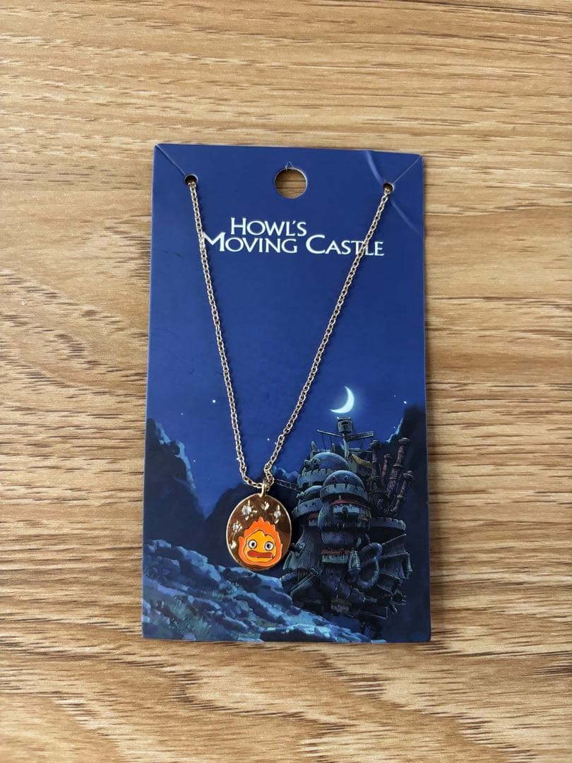 海外限定】ハウルの動く城 カルシファー ネックレス - メルカリ