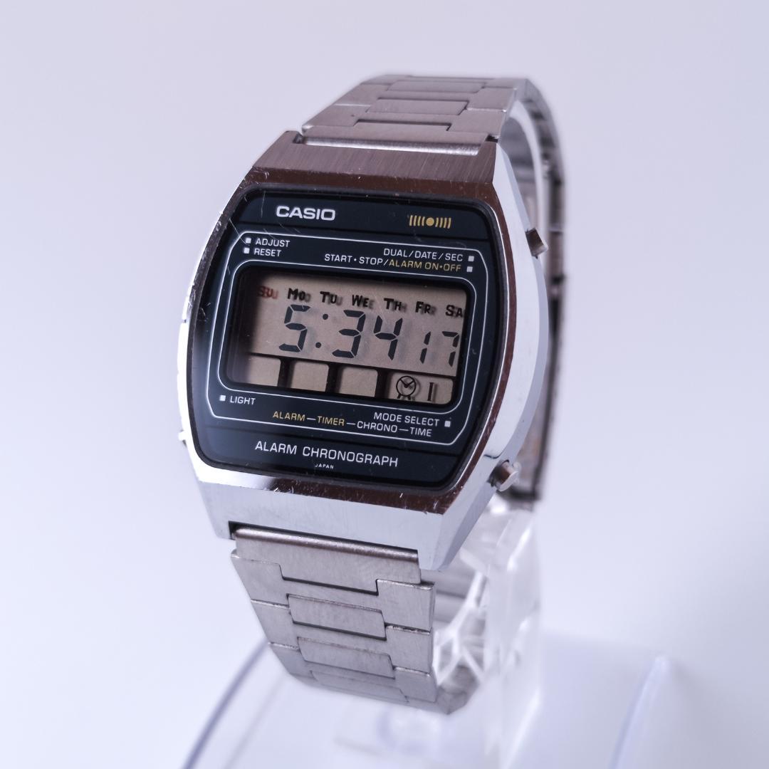 CASIO S011 デジタル メンズ 36mm 昭和時代 - メルカリ