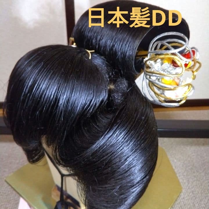 伝統的日本髪DD 改式日本髪とは、江戸期以降に確立された 伝統的な日本髪の構造