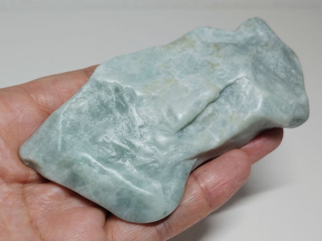 淡緑 194g 翡翠 ヒスイ 原石 鑑賞石 自然石 誕生石 鉱物 鉱石 水石 Amazon.co.jp: 黄緑 167g 翡翠 原石 ヒスイ 鉱物 鑑賞石 糸魚川 水石