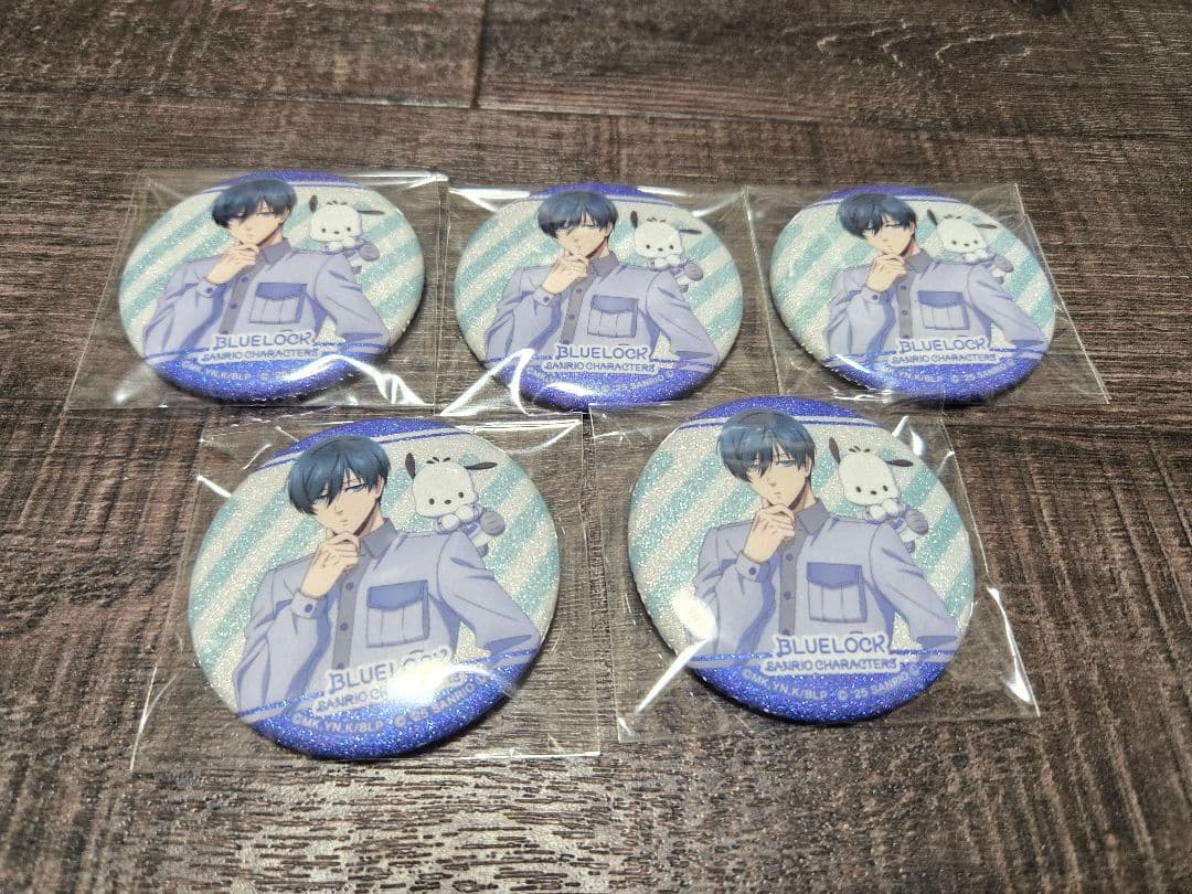 ブルーロック ブルロ サンリオ 缶バッジ 糸師凛 - メルカリ