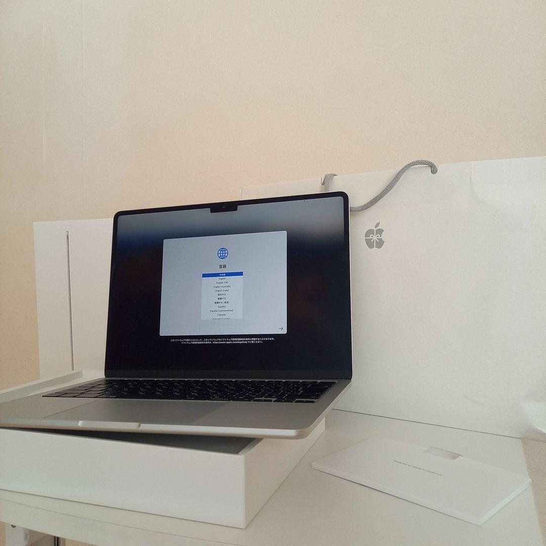 【最終値下げ】Apple MacBook Air 13.6-inch　16GB Apple MacBook Air 13.6インチ Liquid Retinaディスプレイ Late 2024