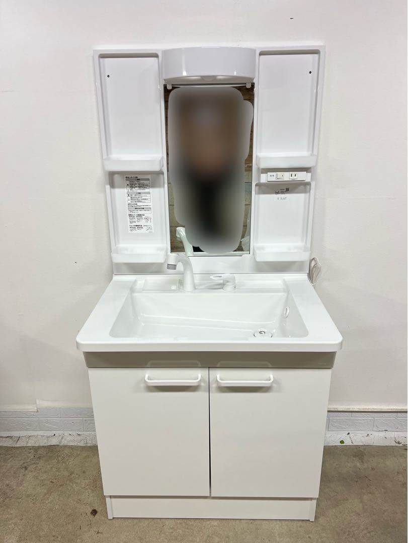 地域限定送料込み⭐︎TOTO 洗面化粧台 口750一面鏡高さ　1800mm 2枚扉 楽天市場】toto 洗面台 750 1900の通販