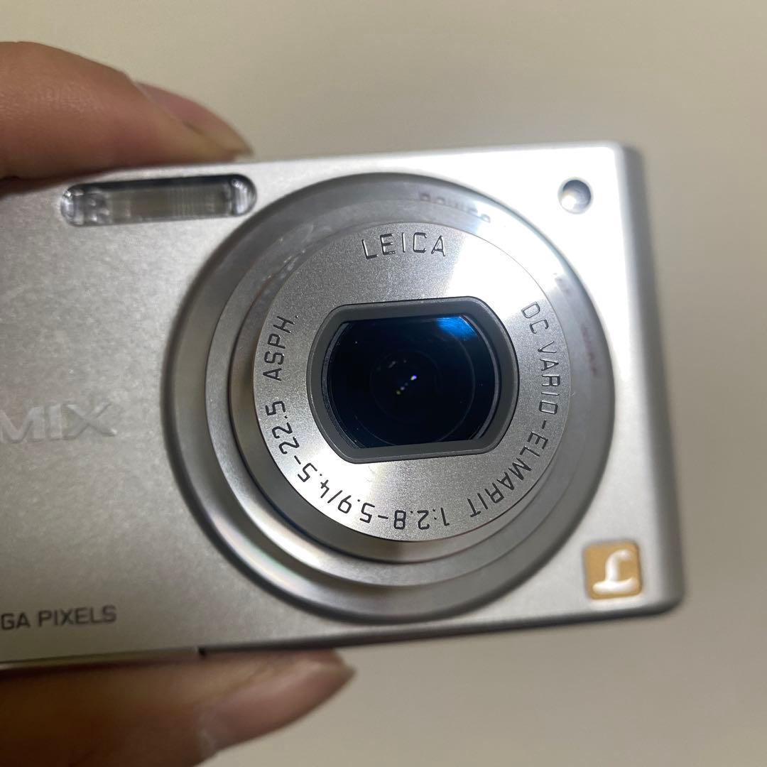 完動品】Panasonic DMC-FX66 CCD 1410万画素 付属あり - メルカリ