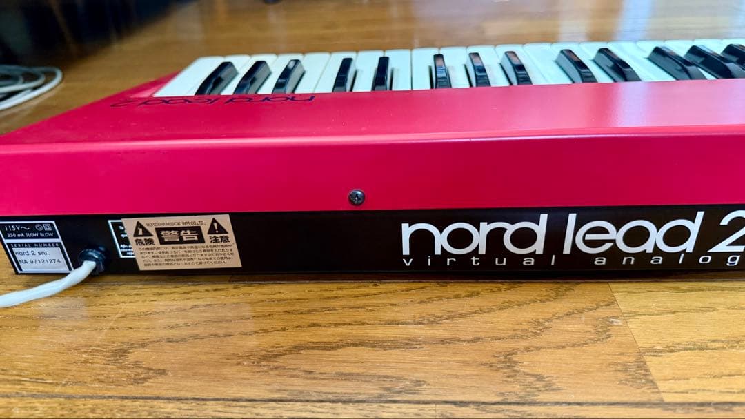 【値引き中】 clavia Nord Lead 2 / 美品 / 匿名配送