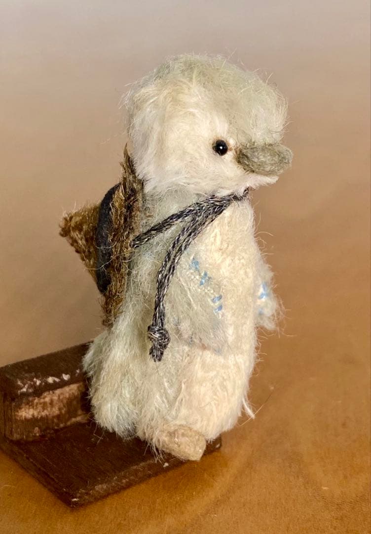 moriのえほん様 三角帽子のペンギン ぬいぐるみ ミニチュア ハンドメイド