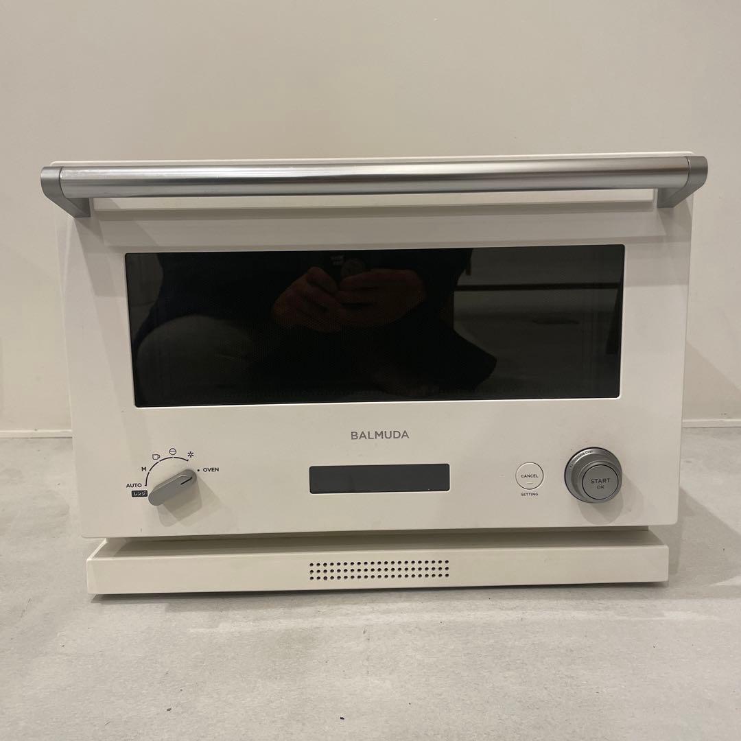 ジャンク品　バルミューダ　オーブンレンジ バルミューダの新オーブンレンジ。中が広くなってムラなく焼き上げ