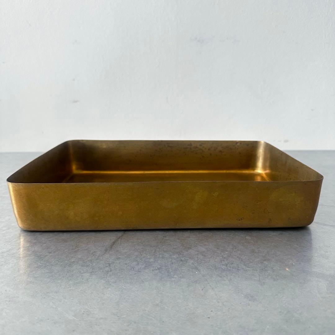 古びた真鍮のトレイ ドイツ蚤の市・古道具・アンティーク調・ブロカント・レトロ雑貨・真鍮