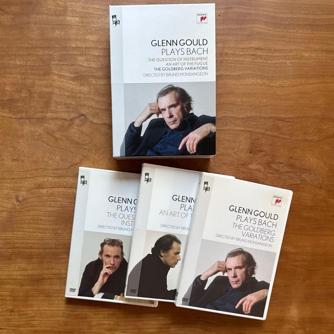 グレン・グールド・プレイズ・バッハ～ブリュノ・モンサンジョン監督三部作（3BD）