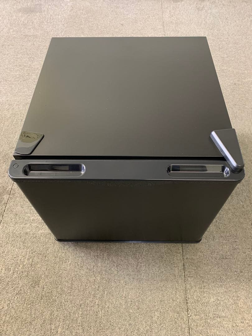 Peltism 17リットル 小型冷蔵庫 ブラック - メルカリ