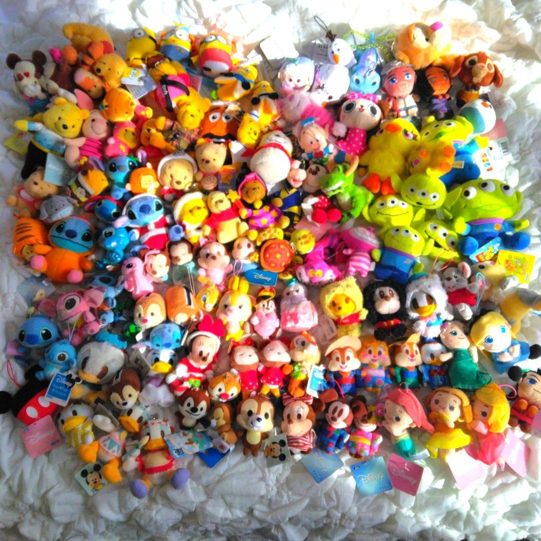 108点　まとめ売り　ディズニー　マスコット　ぬいぐるみ　キーホルダー　大量 108点 まとめ売り ディズニー マスコット ぬいぐるみ キーホルダー