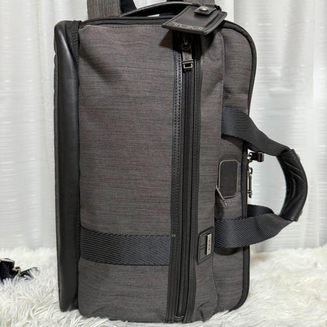 美品✨TUMI トゥミ 2223398CHRO グレイソン 3way グレー - メルカリ