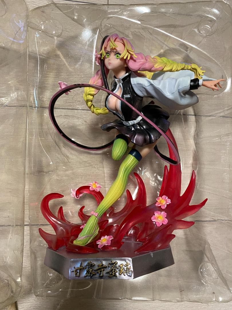 鬼滅の刃 フィギュア 甘露寺蜜璃 かんろじみつり 恋柱 ガレージキット