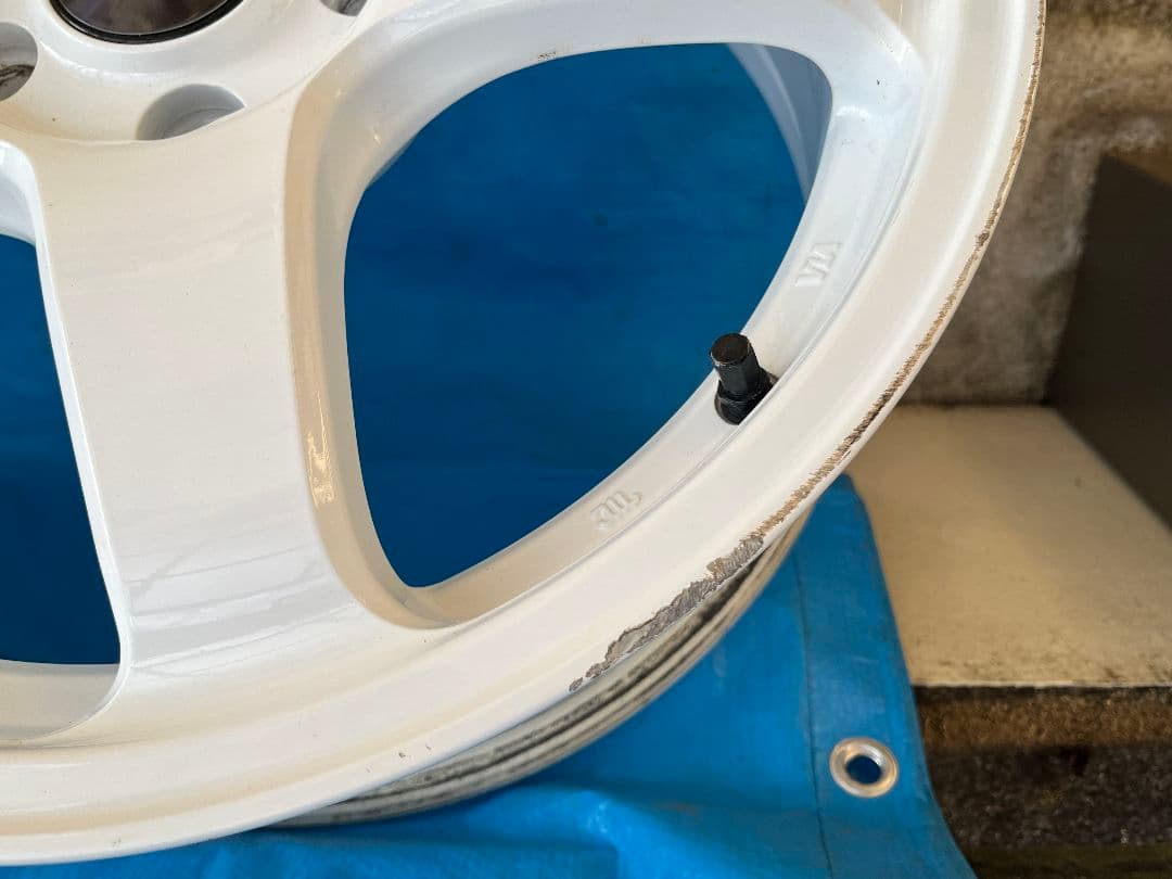 ENKEI エンケイ PF05 17×7.0J 45 PCD114.3 5穴