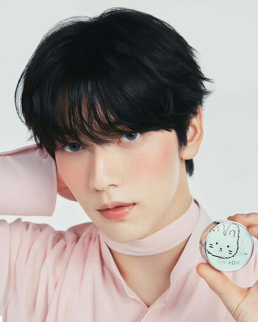 TXT スビン SOOBIN × INTO U 限定コラボセット 箱なし ④ - メルカリ