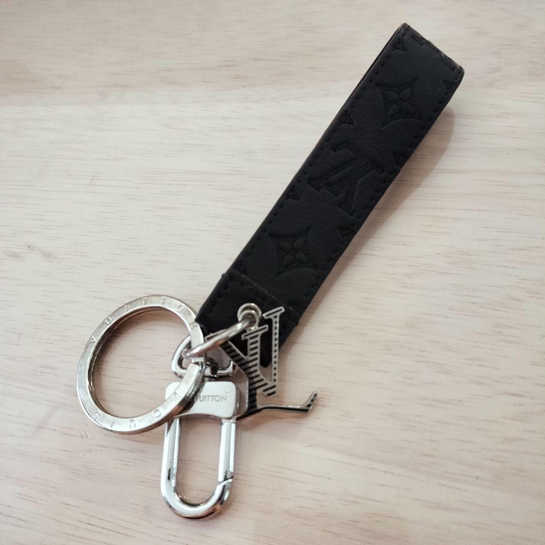 LOUIS VUITTON ルイヴィトン ドラゴンヌ キーホルダー モノグラム 楽天市場】【新品】 ルイヴィトン キーホルダー LV ドラゴンヌ