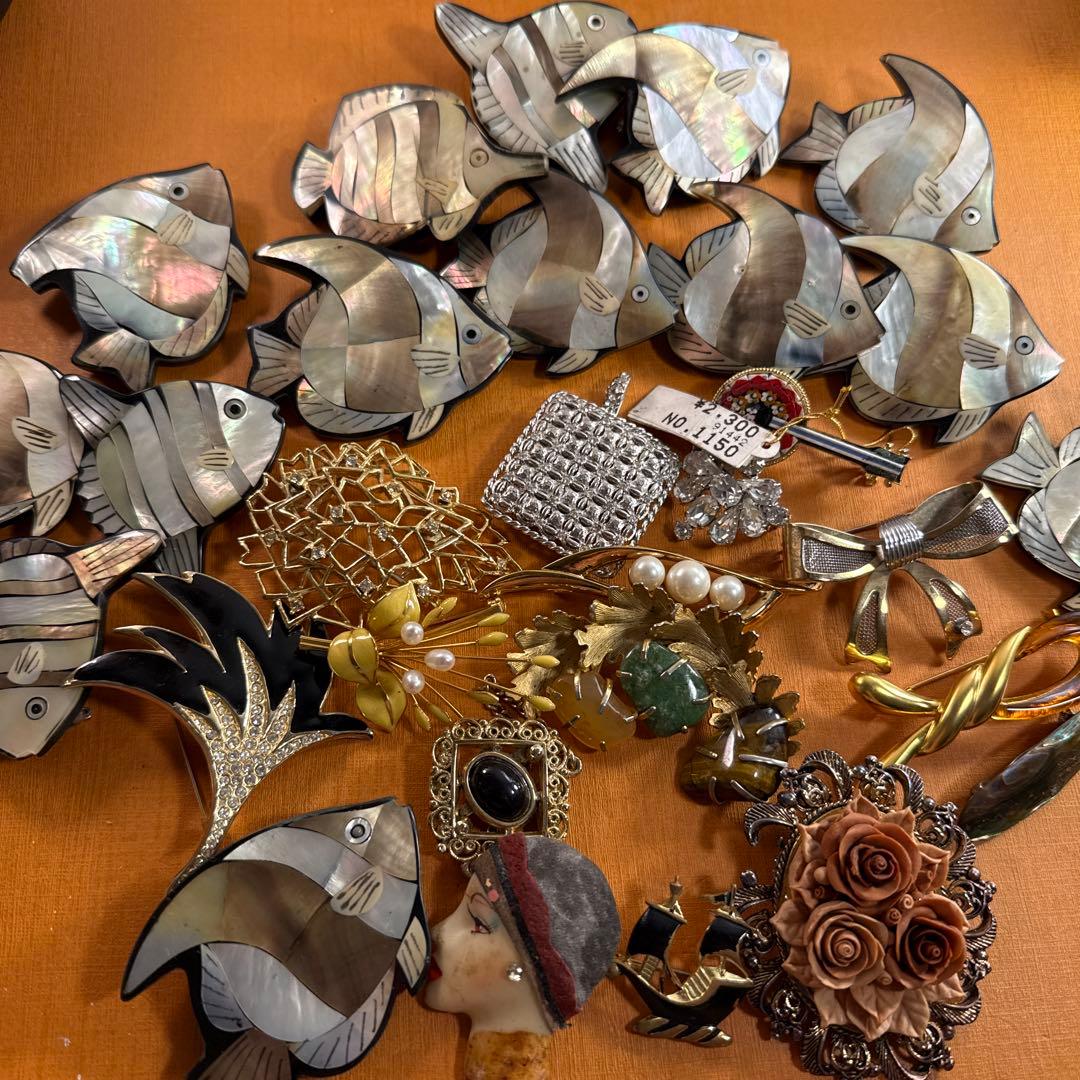 ブローチ　大量　まとめ　２７個 ブローチ 大量 まとめ 27個