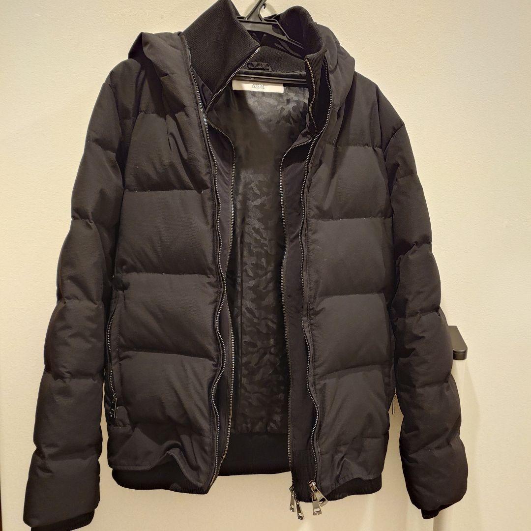 最終値AKM Contemporary スタンドネックレイヤードダウンジャケット AKM Contemporary（エイケイエムコンテンポラリー） スタンドネック